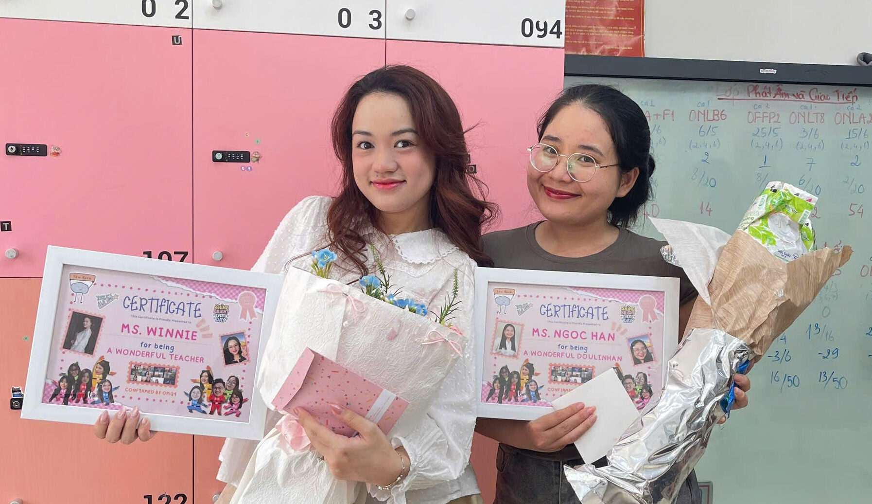 Hoa xinh từ OMQ9 tặng Ms. Quỳnh và Ngọc Hân🌸