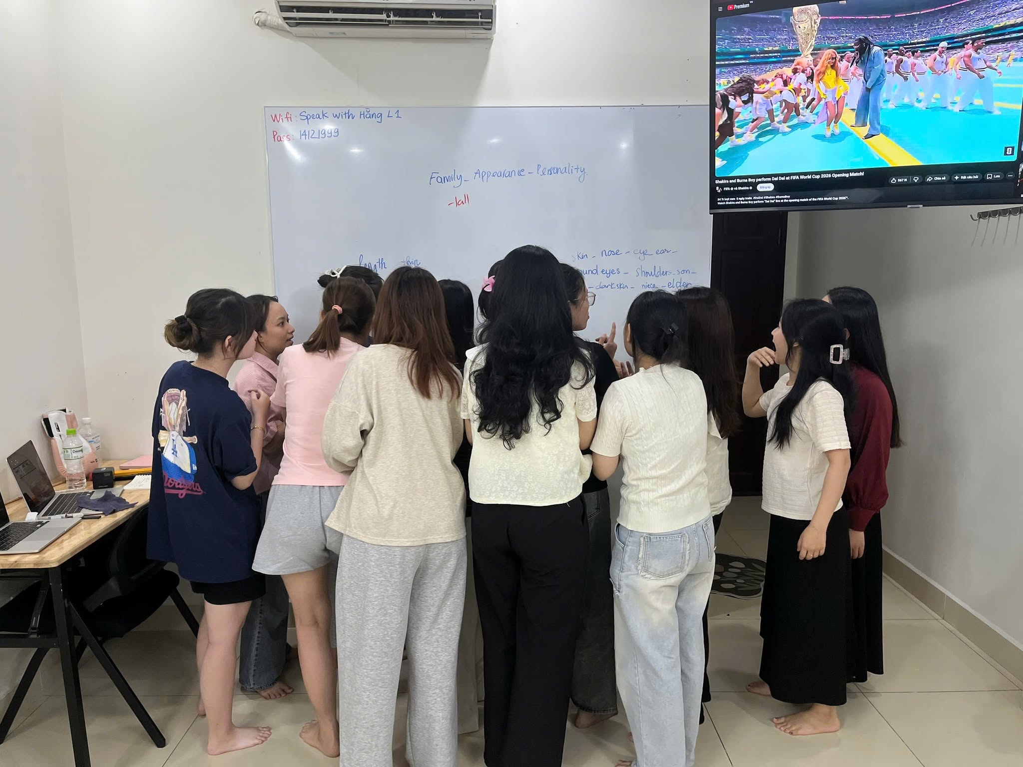 Chơi nối từ Tiếng Anh lớp OFFP2
