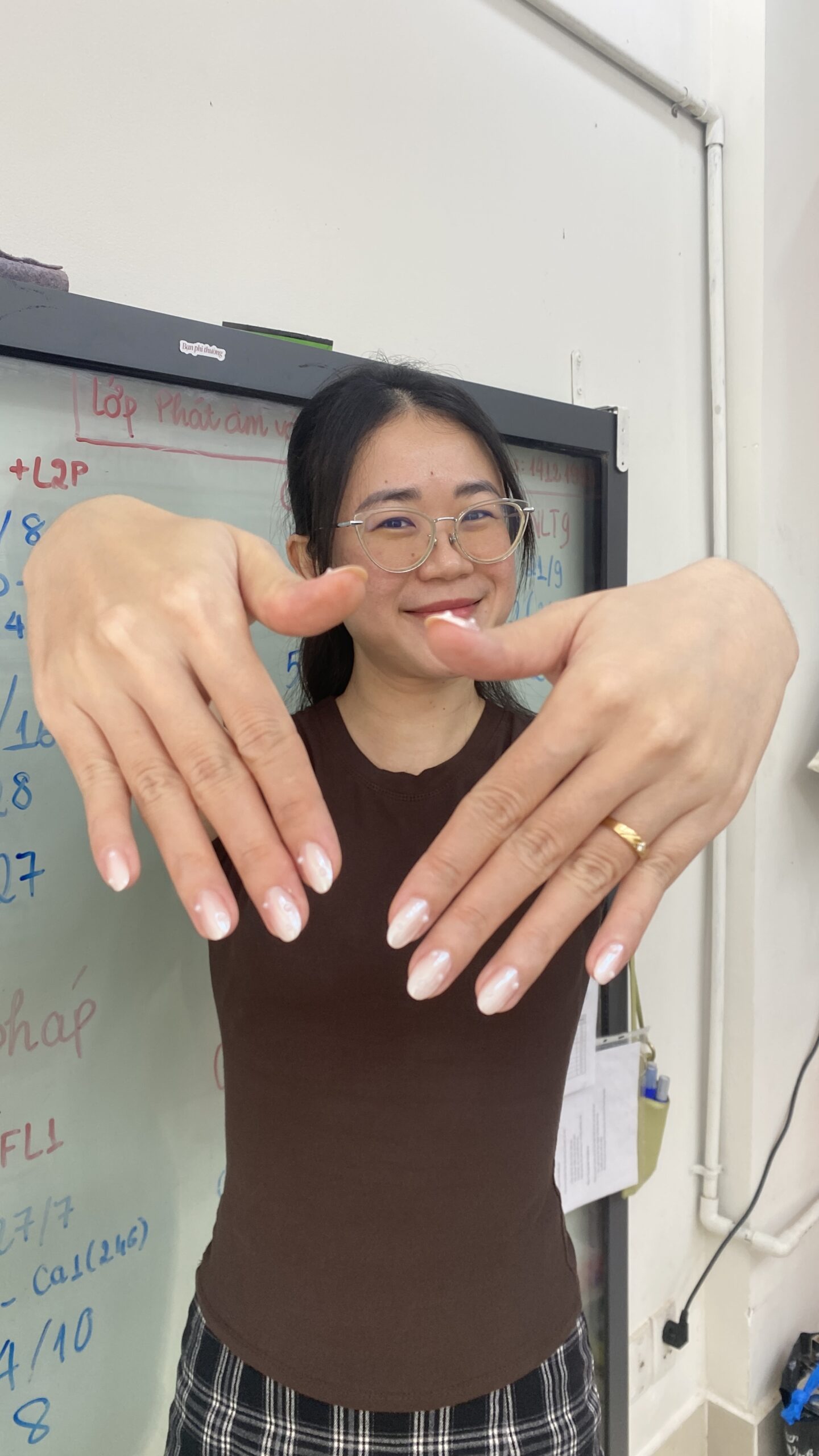 Chương 2: SwH làm nails